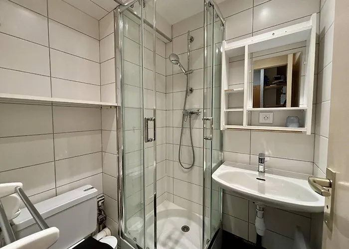 Confortable 2 Pers. à 100m Des Pistes Avec Balcon Et Vue Mont-blanc - Fr-1-353-22 Appartamento